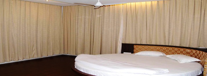 2080/Hotel Udayanraje Palace - Ahmednagar 06.jpg